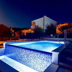 Amica Trogir
